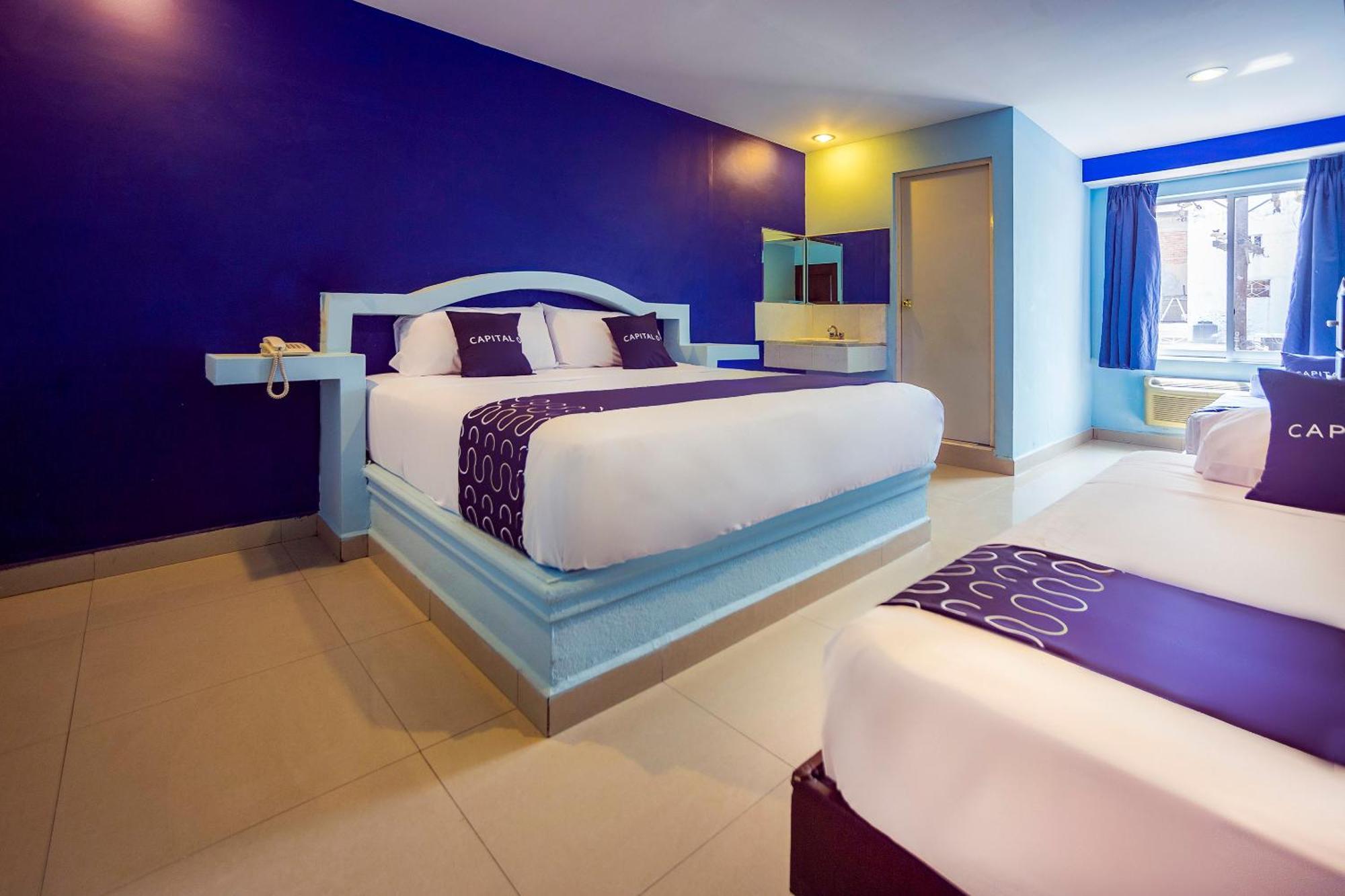 Capital O Hotel Diro, Monterrey Luaran gambar