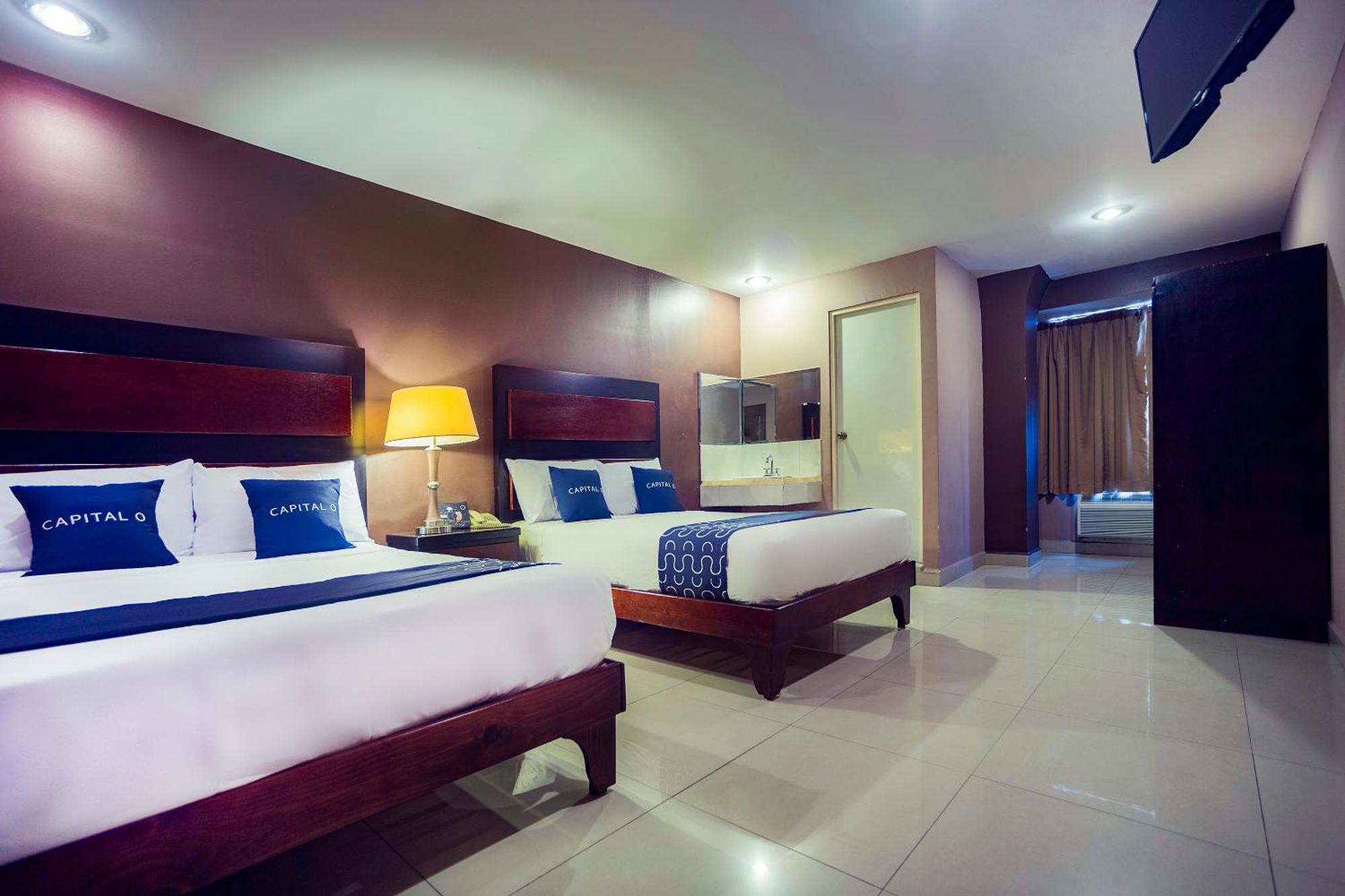 Capital O Hotel Diro, Monterrey Luaran gambar