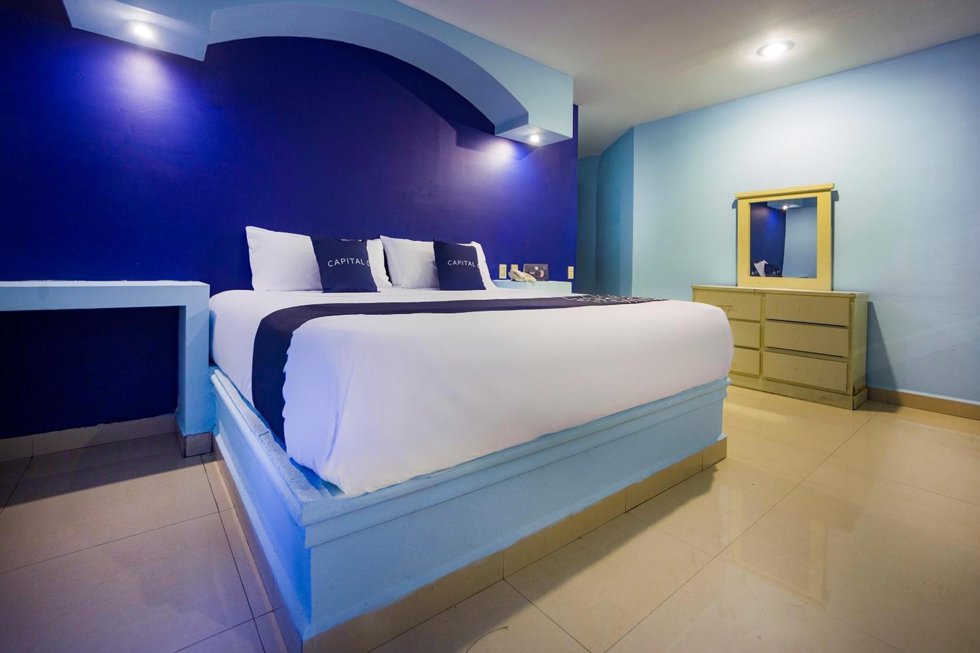 Capital O Hotel Diro, Monterrey Luaran gambar